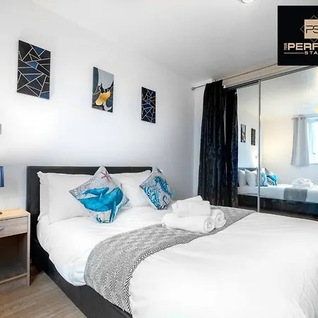 Daire Mercury Centre Netflix Dedicated Workspace By Your Perfect Short Lets *